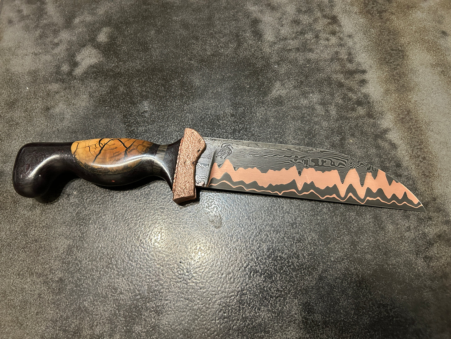 Forged damascus copper hunter/fighter