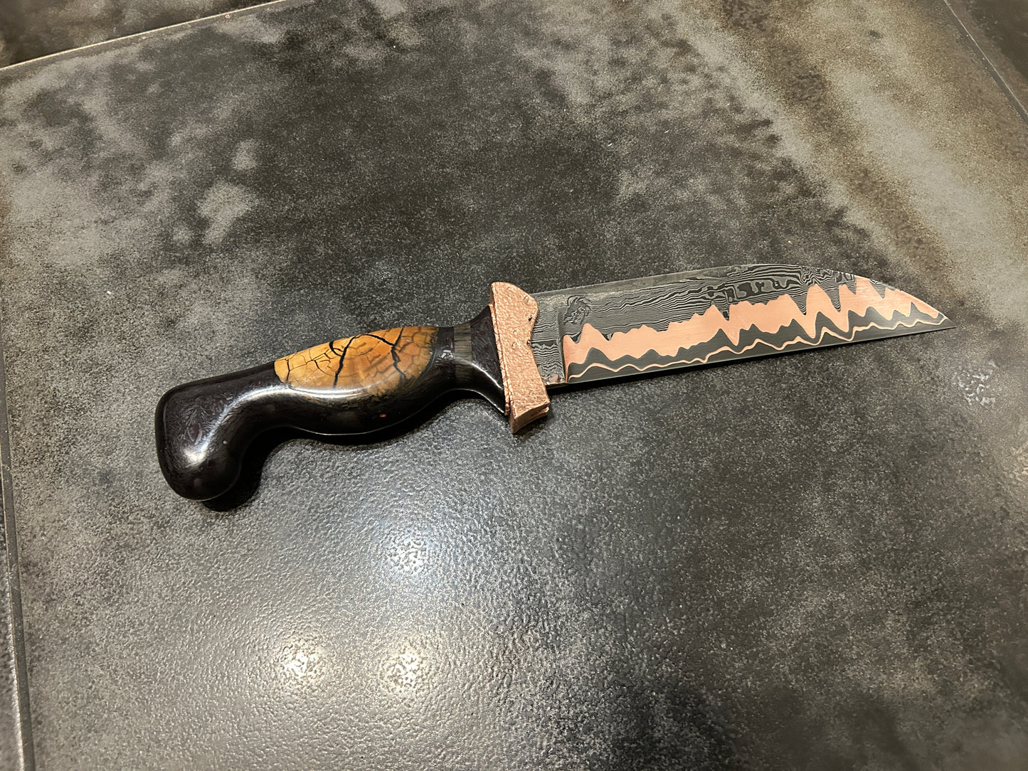 Forged damascus copper hunter/fighter