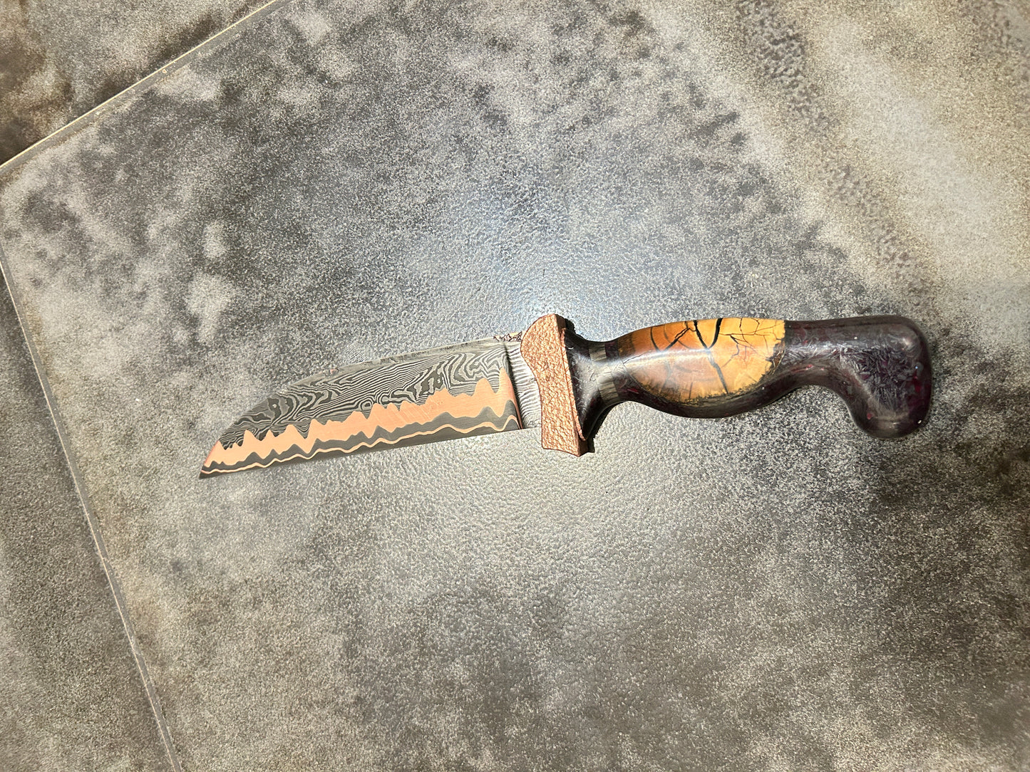 Forged damascus copper hunter/fighter