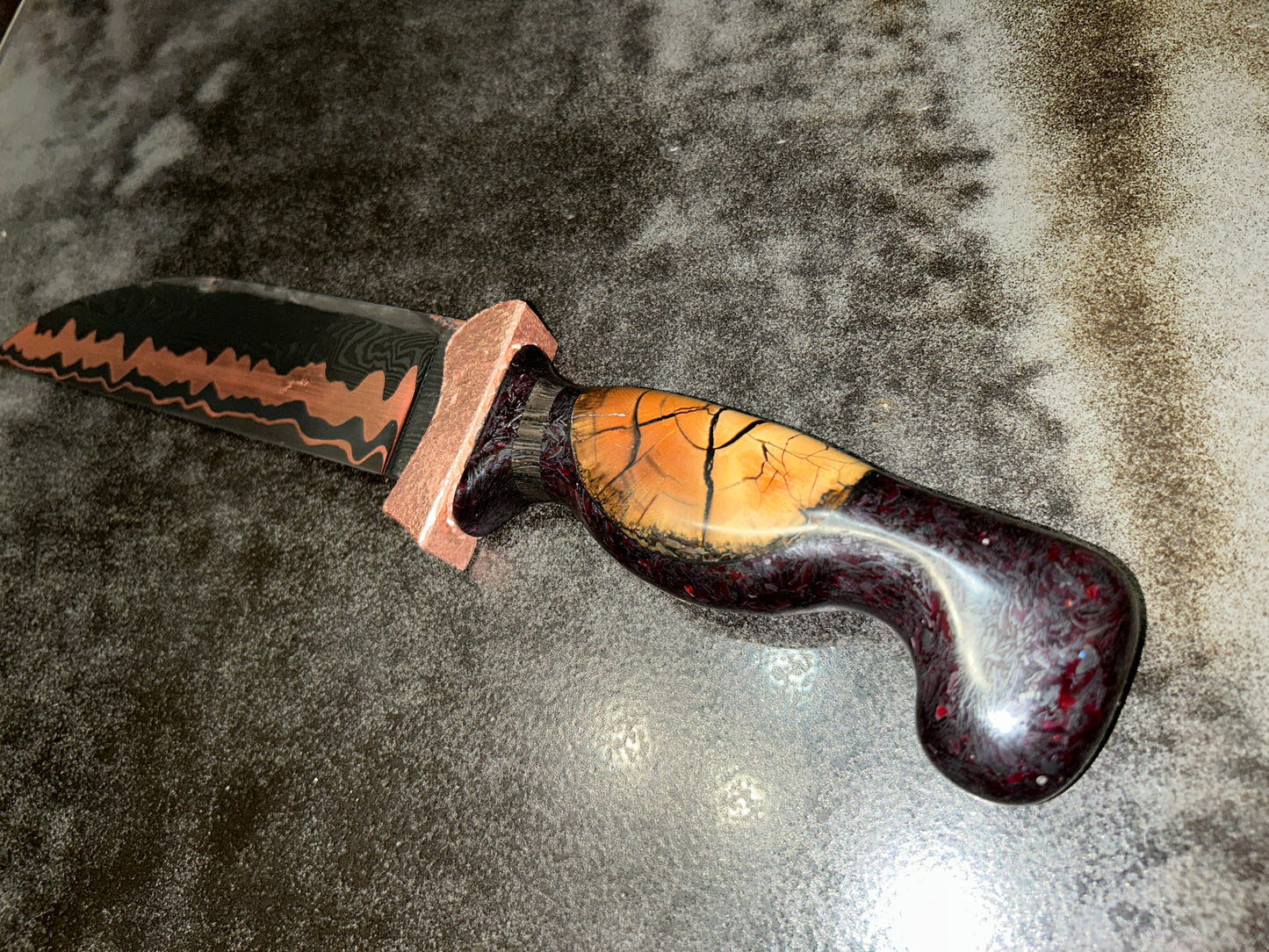 Forged damascus copper hunter/fighter
