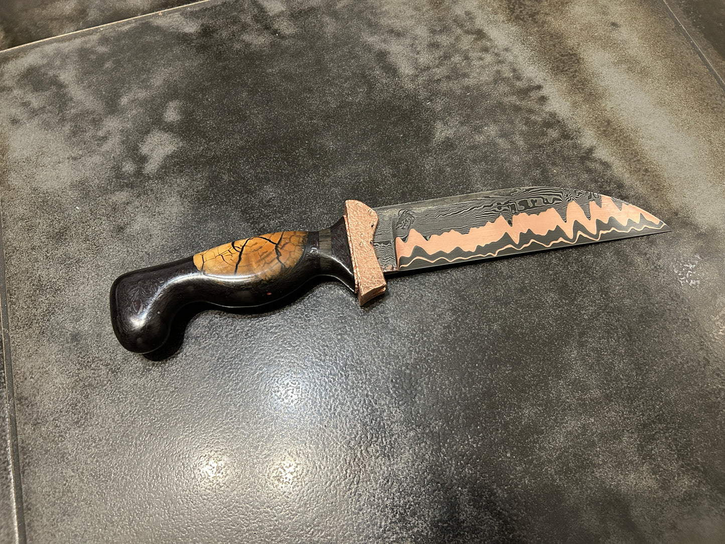 Forged damascus copper hunter/fighter