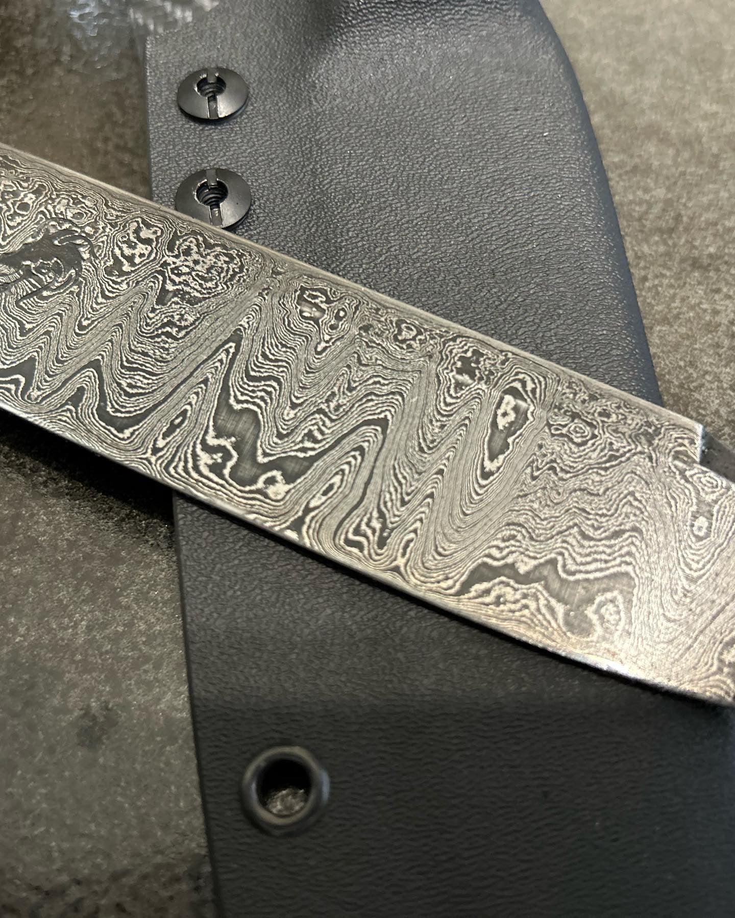 300 Layer damascus hunter