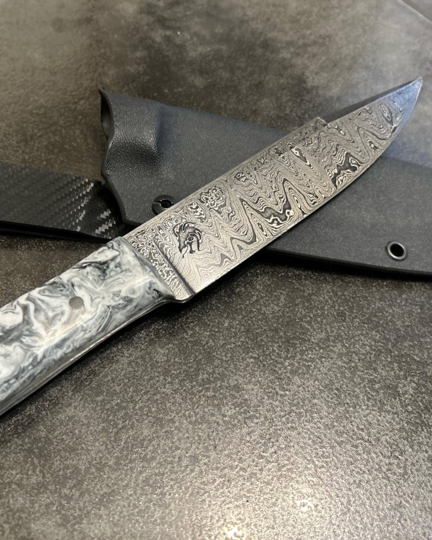 300 Layer damascus hunter